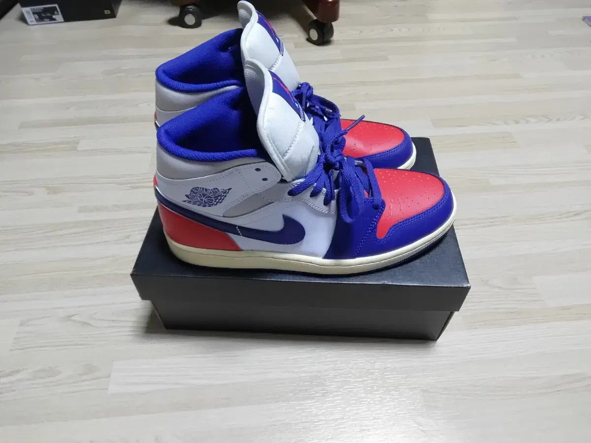 thumbnail-1
